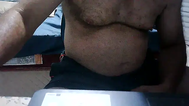 Snapshot of eduar570 chatting on February 21, 1:51 am eduar570 online show from February 21, 1:51 am