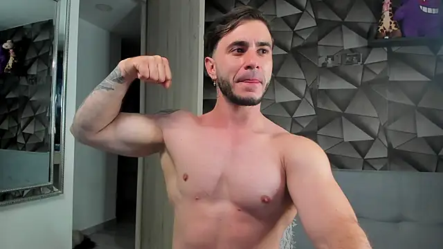 Latino stud4u online show from March 16, 4:20 am