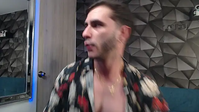 Latino stud4u online show from November 3, 1:44 am