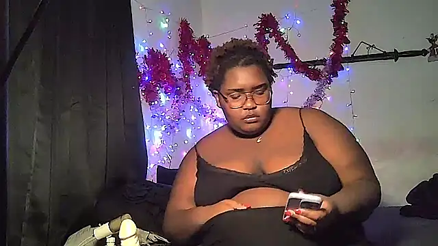 Snapshot of princess_peach_18 chatting on January 25, 3:09 am princess peach 18 online show from January 25, 3:09 am