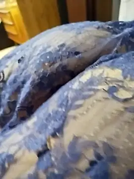 LovlyAnnie online show from December 3, 5:41 am