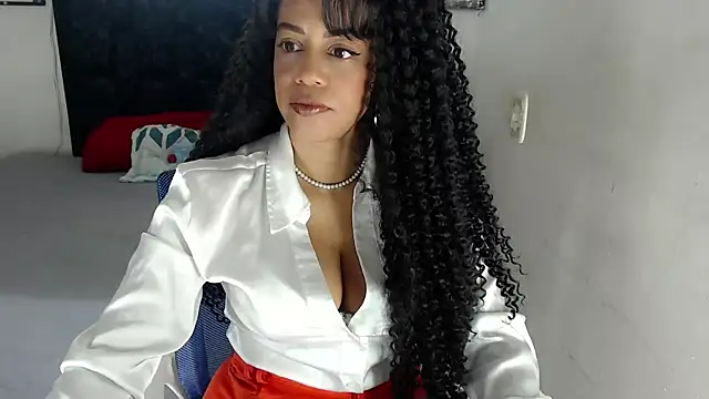 yeli xxx online show from November 9, 5:28 pm