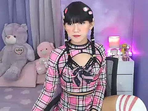 Snapshot of urlovelyfreya chatting on October 2, 3:59 pm urlovelyfreya online show from October 2, 3:59 pm