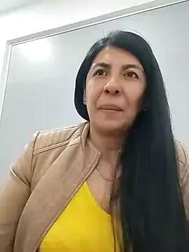 Snapshot of aisha_latina chatting on February 19, 3:16 pm aisha latina online show from February 19, 3:16 pm