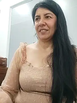 Snapshot of aisha_latina chatting on March 4, 3:59 pm aisha latina online show from March 4, 3:59 pm