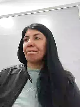 Snapshot of aisha_latina chatting on February 18, 2:49 pm aisha latina online show from February 18, 2:49 pm