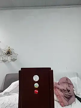 aisha latina online show from February 21, 1:24 pm