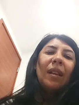 Snapshot of aisha_latina chatting on March 4, 8:16 pm aisha latina online show from March 4, 8:16 pm