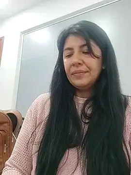 Snapshot of aisha_latina chatting on March 11, 3:45 pm aisha latina online show from March 11, 3:45 pm