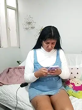 aisha latina online show from February 18, 2:24 pm