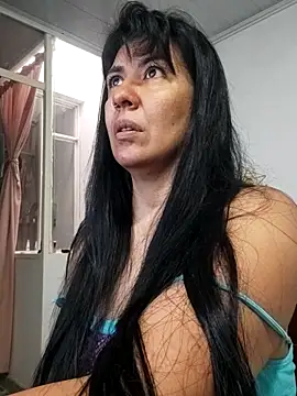 aisha latina online show from February 24, 3:13 pm