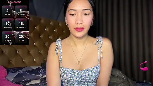 Snapshot of Jasmine_Elcock chatting on October 2, 3:48 pm Jasmine Elcock online show from October 2, 3:48 pm