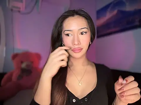 Jasmine Elcock online show from November 23, 3:55 pm