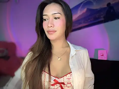 Jasmine Elcock online show from November 27, 6:30 pm