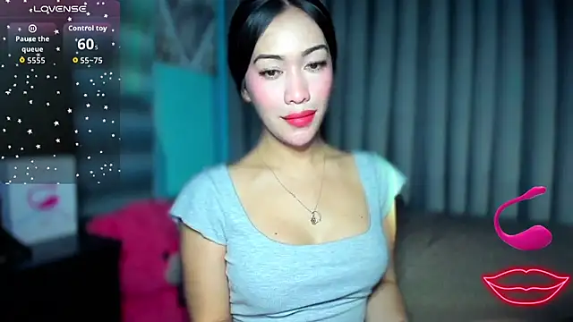 Jasmine Elcock online show from January 10, 1:17 pm