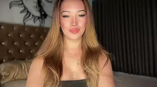 Snapshot of Jasmine_Elcock chatting on December 26, 5:51 pm Jasmine Elcock online show from December 26, 5:51 pm