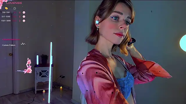 Snapshot of Arielle__03 chatting on November 30, 9:48 pm Arielle 03 online show from November 30, 9:48 pm