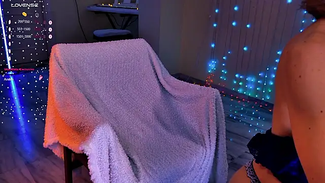 Arielle  03 online show from March 21, 2:13 am