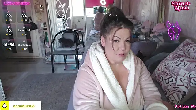 femme fatale1 online show from September 27, 11:38 am