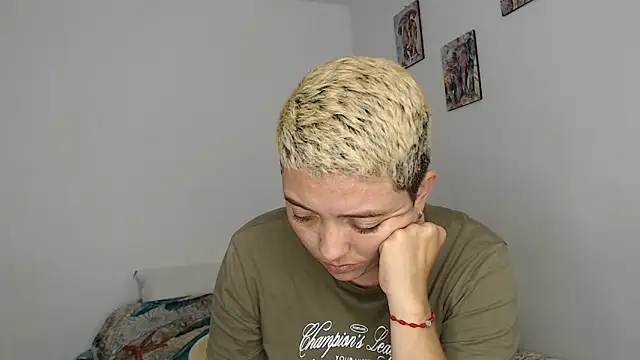 kathy luisa online show from February 19, 11:01 pm