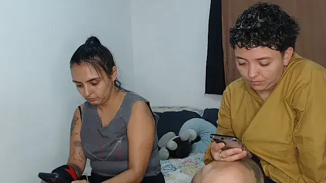 Snapshot of kathy_luisa chatting on May 15, 11:25 pm kathy luisa online show from May 15, 11:25 pm