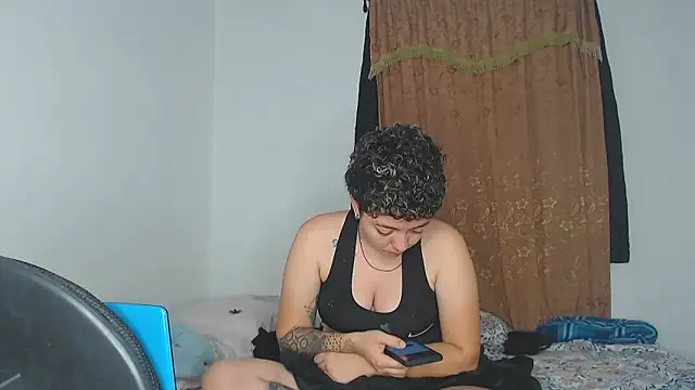 Snapshot of kathy_luisa chatting on May 30, 9:04 am kathy luisa online show from May 30, 9:04 am