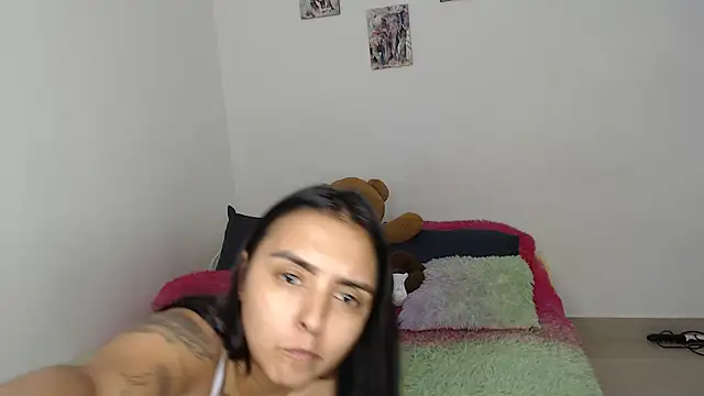 kathy luisa online show from November 4, 8:56 pm