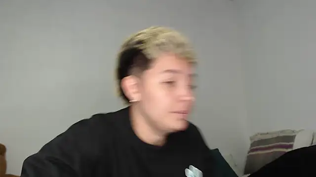 kathy luisa online show from March 28, 1:06 am