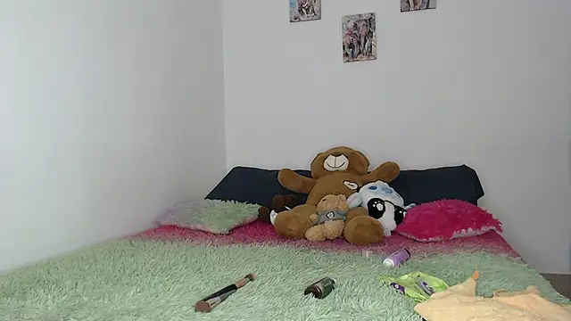 kathy luisa online show from November 5, 8:45 pm