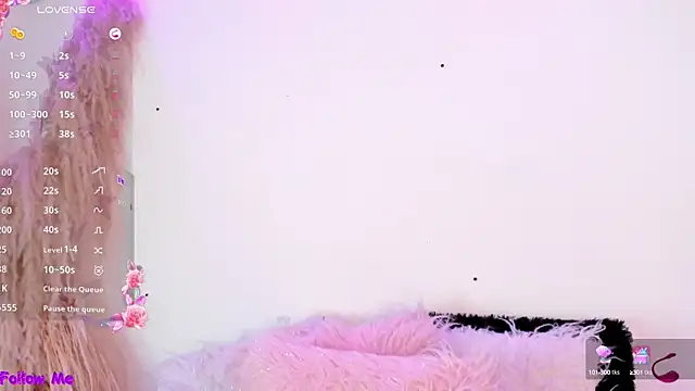 SophieRossi online show from March 10, 11:34 am