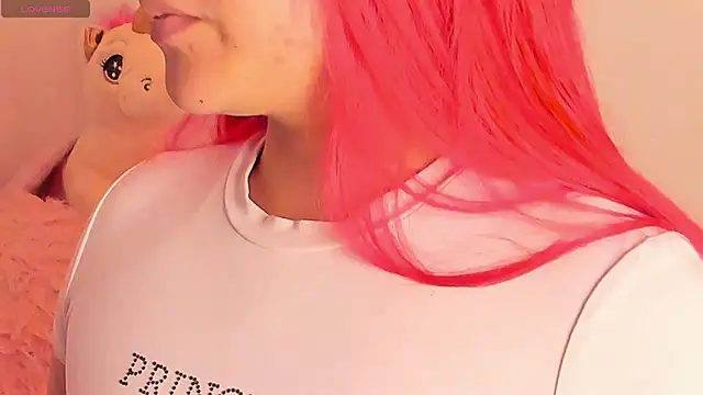 SophieRossi online show from January 14, 3:32 am