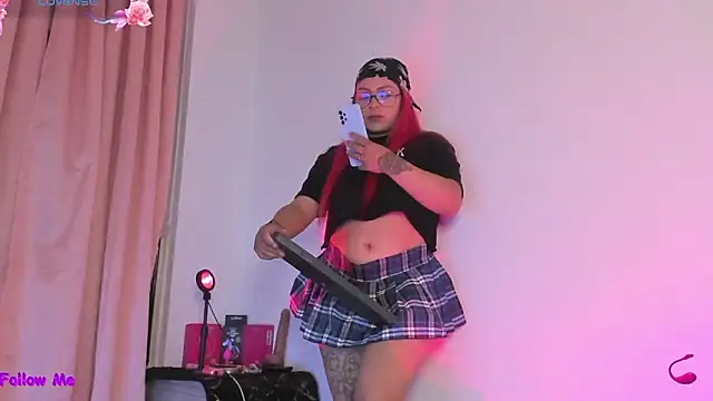 SophieRossi online show from February 23, 4:03 am