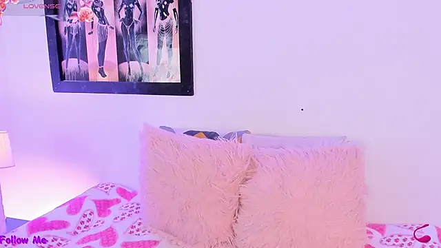SophieRossi online show from September 14, 3:51 am