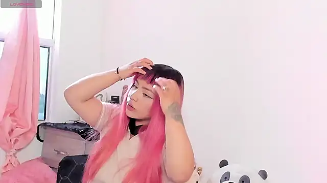 SophieRossi online show from March 16, 8:33 pm