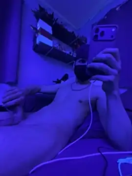 Cloudd Kingg Iceyyy online show from March 12, 11:20 pm