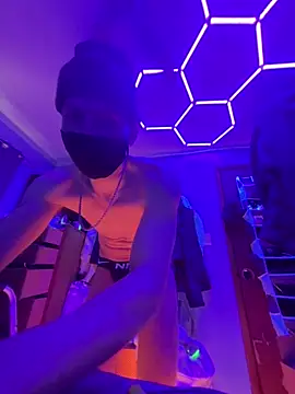 Cloudd Kingg Iceyyy online show from March 18, 5:58 pm