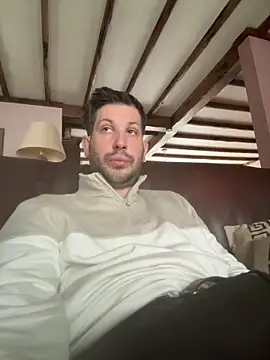 Taxidriver1988 online show from April 18, 4:42 pm