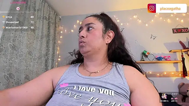 Snapshot of agathaxxx-69 chatting on March 17, 9:02 pm agathaxxx-69 online show from March 17, 9:02 pm