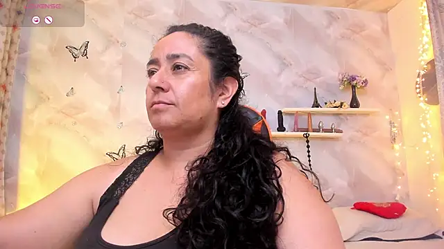 agathaxxx-69 online show from November 2, 8:14 pm