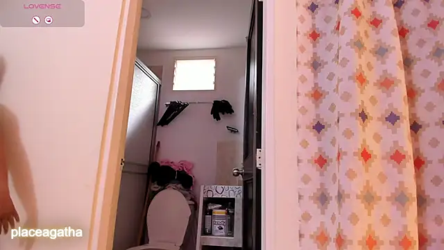 Snapshot of agathaxxx-69 chatting on October 12, 7:48 pm agathaxxx-69 online show from October 12, 7:48 pm