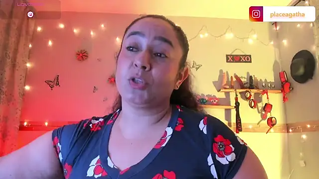 Snapshot of agathaxxx-69 chatting on March 22, 8:48 pm agathaxxx-69 online show from March 22, 8:48 pm