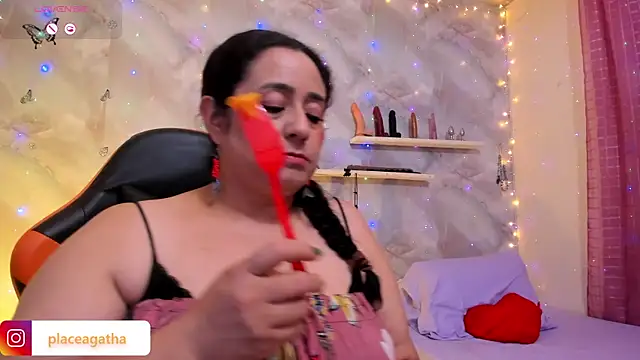 agathaxxx-69 online show from November 27, 7:25 pm