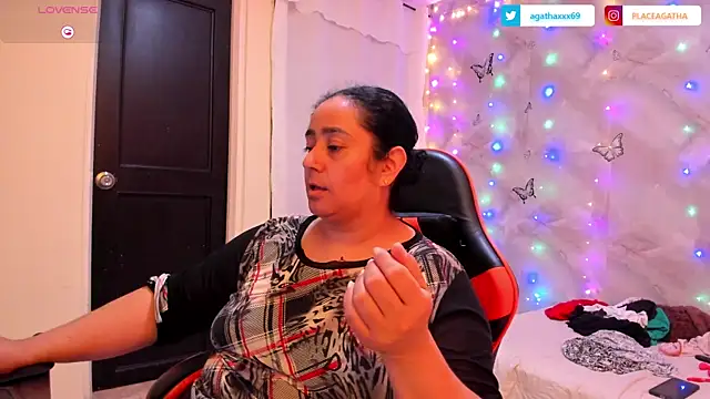 agathaxxx-69 online show from January 5, 8:12 pm