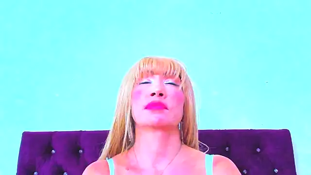 almabeckelt online show from April 13, 8:35 pm