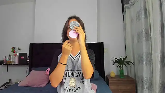 AndreaStivens online show from October 8, 11:23 am