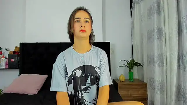 AndreaStivens online show from November 6, 10:52 am