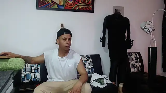 Snapshot of Black_hot266 chatting on September 21, 2:33 pm Black hot266 online show from September 21, 2:33 pm