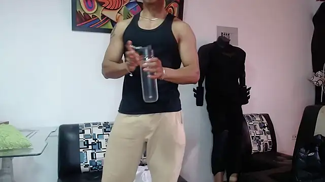 Snapshot of Black_hot266 chatting on October 10, 1:34 pm Black hot266 online show from October 10, 1:34 pm