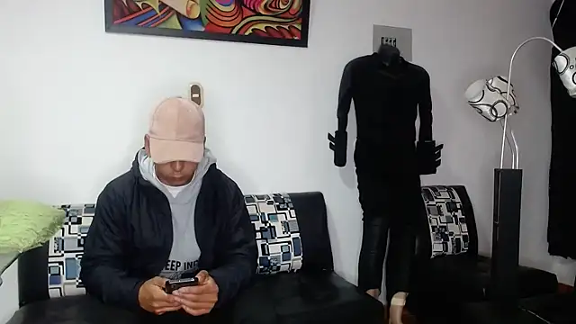 Snapshot of Black_hot266 chatting on September 18, 1:58 pm Black hot266 online show from September 18, 1:58 pm