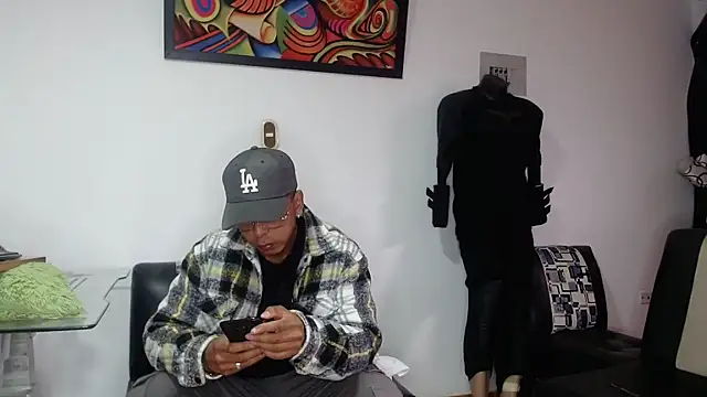 Snapshot of Black_hot266 chatting on October 18, 1:57 pm Black hot266 online show from October 18, 1:57 pm